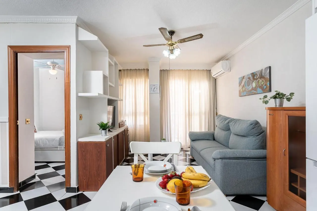 Blonzu Guinea Lejlighed Benalmádena Spanien